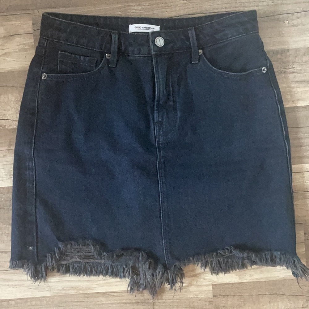 Good American Dark jean skirt size 25 - Picture 2 of 4